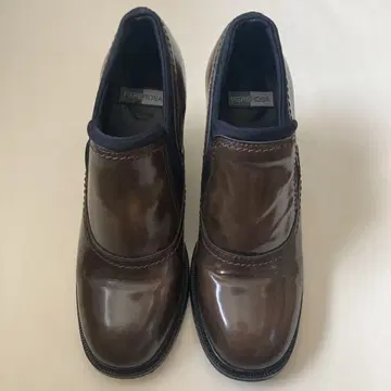 PEPEROSA 페페로사 브라운 힐 부티