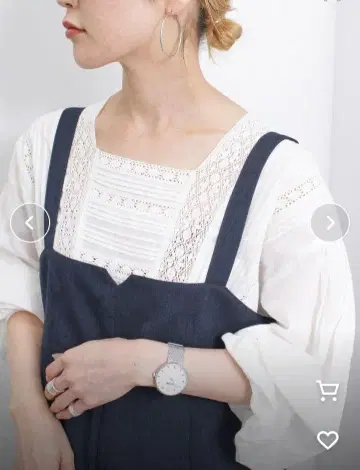 미사용 새상품 사만사 모스모스 레이스 핀턱 블라우스