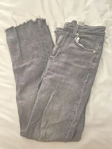 ZARA 그레이 스키니 데님 EUR 32