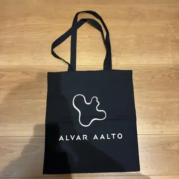 ALVAR AALTO 블랙 에코백 새상품급