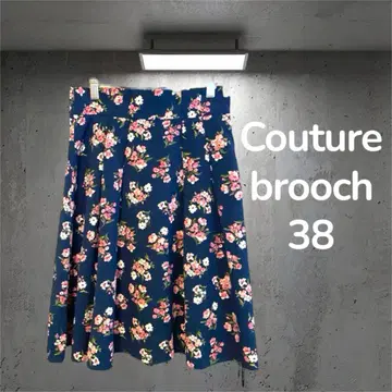 Couture brooch 쿠튀르 브로치 플레어 스커트 꽃무늬