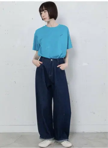 신상품 미사용 POU DOU DOU 푸두 루즈 배럴 청바지