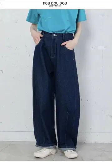 신상품 미사용 POU DOU DOU 푸두 루즈 배럴 청바지