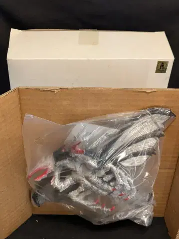반다이 고질라 x 메가기라스 극장 한정판 메가기라스