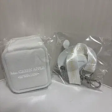 Mrs. GREEN APPLE 화이트 라운지 키링 핀 배지