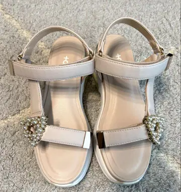 +DIANA 펄 버클 에어쿠션 스포츠 샌들 22.5cm