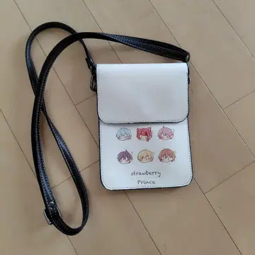 스트로베리 프린스 파우치