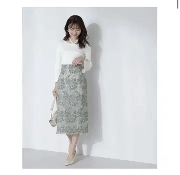 레이스 타이트 스커트 PROPORTION BODY DRESSING