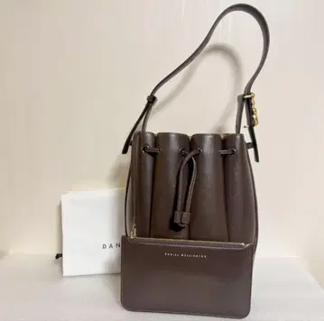 [새상품] Daniel Wellington Lewis Bag Brown