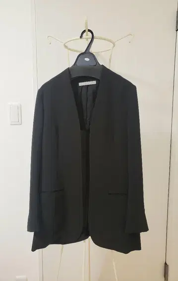 띠어리 럭스 블랙 수트 셋업 38