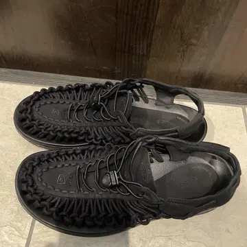 KEEN 킨 샌들 27cm