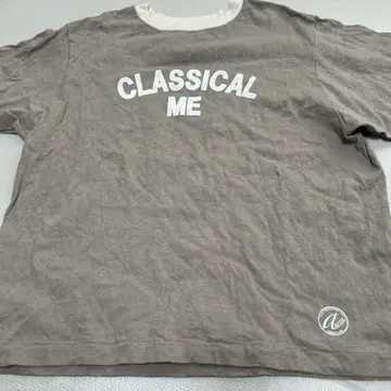 Untrac CLASSICAL ME 브라운 T셔츠