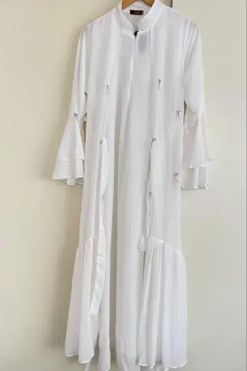 ABAYA 화이트 롱 드레스 플레어 슬리브