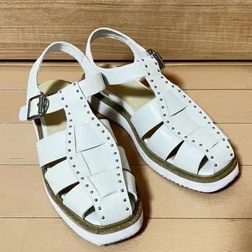 Odette e Odile 구르카 샌들 화이트 24.5