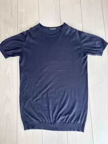 JOHN SMEDLEY 네이비 반팔 니트 S