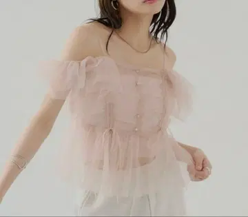CHICO 프릴 디자인 튤 블라우스 CHICO 블라우스