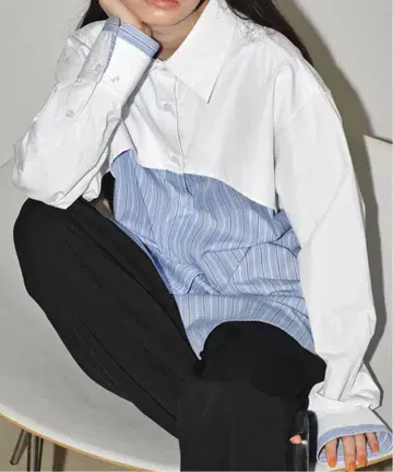 오늘의 레이어드 스트라이프 셔츠