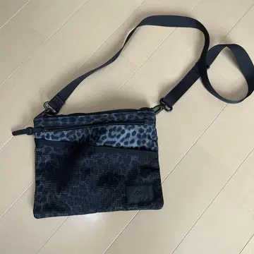 클래식 사코슈 M 다크 레오파드
