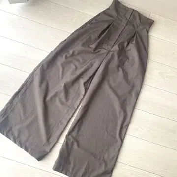 Maison celon 하이 웨스트 턱 와이드 팬츠 S 사이즈