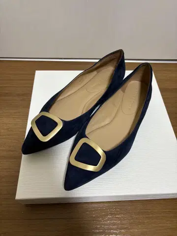 네이비 스틸레토 플랫슈즈