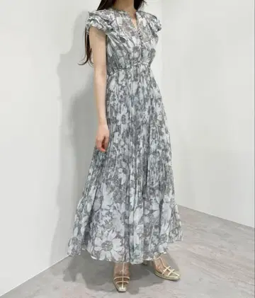 새상품급 코코딜 선화 플라워 프릴 플리츠 원피스