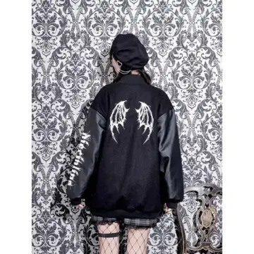 NOEMIE 하트 로고 프린지 디자인 바시티 자켓 L