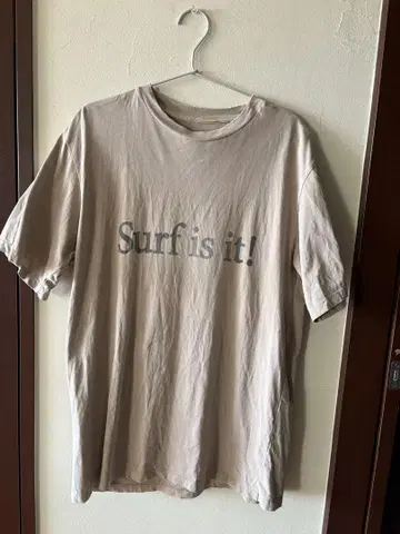 Surf is it 티셔츠