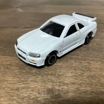 토미카 닛산 스카이라인 GT-R BNR34 하이 스피도 러너 세트