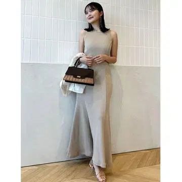 anuans 머메이드 리브 컷 원피스 베이지