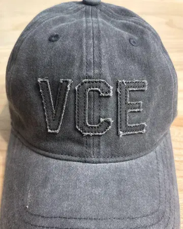 Golden Goose 데미지 데님 VCE