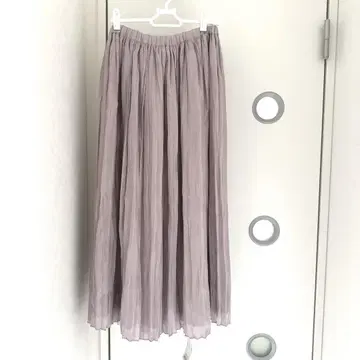 어반 리서치 UR 옅은 핑크 쉬폰 플리츠 스커트