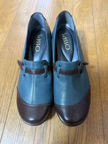 미사용 새상품 [Sasso] Sasso 여성용 신발 24.5EEE