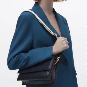 ZARA 플랩 크로스바디 백 2way