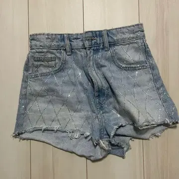 자라 큐빅 숏 팬츠