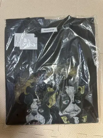 [한정판] 죠죠의 기묘한 모험 freak's store 폴나레프 TEE