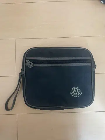 Volkswagen 백 네이비