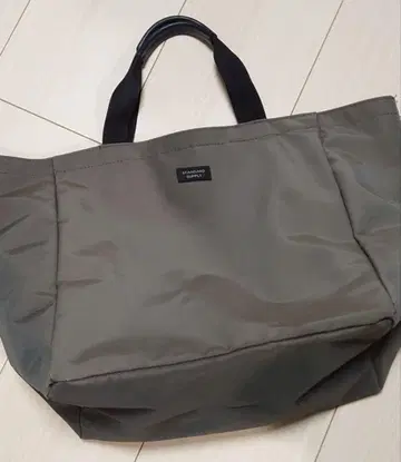 STANDARD SUPPLY 비트 토트 스틸 그레이 스탠다드 서플라이