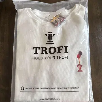 TROFI CIRCUS collection 롱T셔츠 화이트 M사이즈