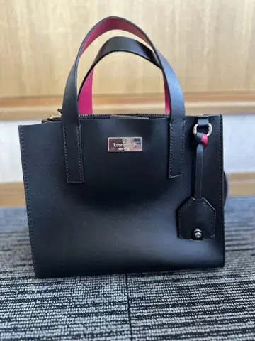 Kate Spade 블랙/핑크 숄더백