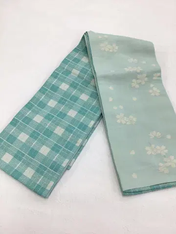 스카이블루와 화이트 체크 무늬 반폭 오비