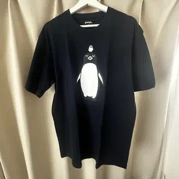 Suica 펭귄 프린트 T셔츠 네이비
