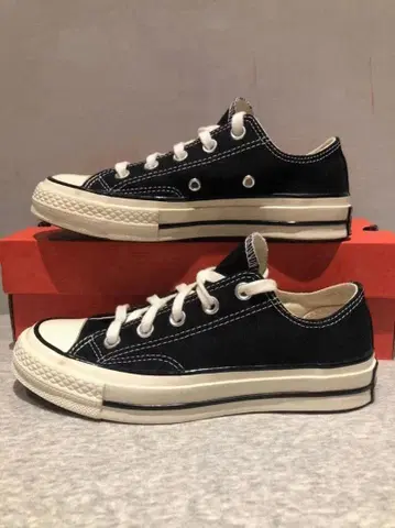 CT70 블랙 로우 컷 26.5cm 미사용 새상품