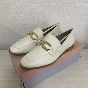 새상품 24cm 천연 가죽 [양가죽] 라운드 로퍼 로우 힐 1cm