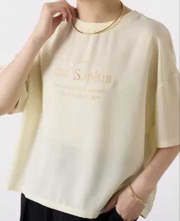 깔끔한 티셔츠] 자수 로고 조젯 풀오버