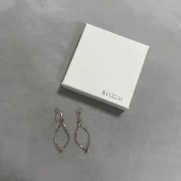 BLOOM 골드 리프형 귀찌