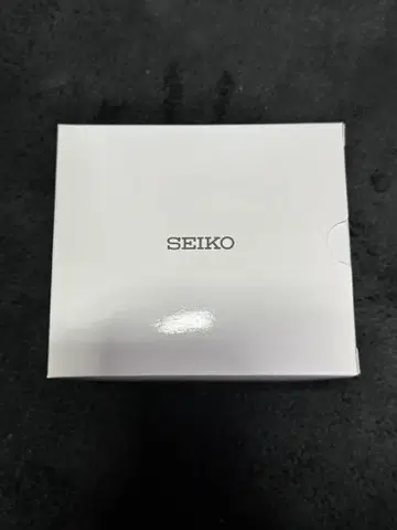 리코리스 리코일 SEIKO 콜라보레이션 워치