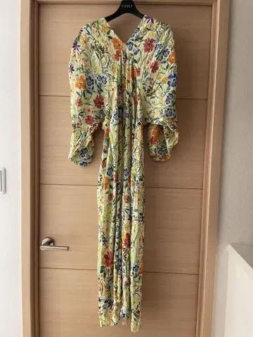 하우스 오브 로터스 원피스