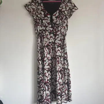 LAURA ASHLEY 꽃무늬 반팔 원피스 사이즈 9