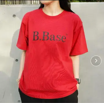B.Base 빨간색 프린트 티셔츠