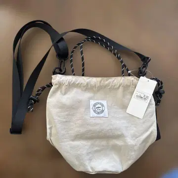 wtw 나일론 미니 숄더 백 베이지